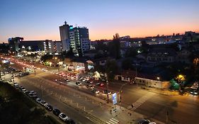 APARTAMENT CHISINAU sector CENTRU !!!